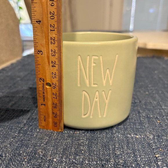 Rae Dunn 'New Day' Ceramic Planter - Picture 2 of 4